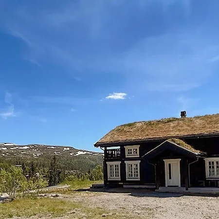 4 Bedroom Cozy In Holiday home Eggedal